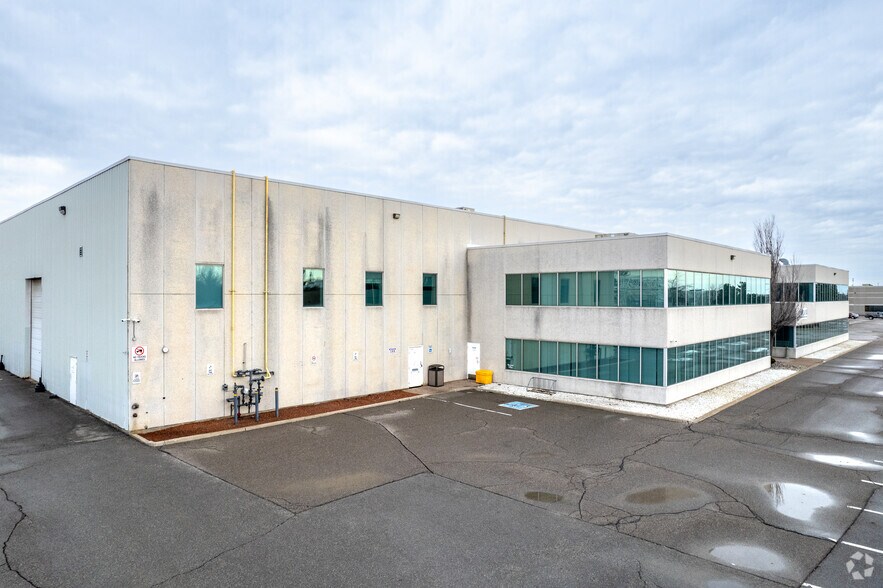 Primary Photo Of 375 Basaltic Rd, Concord Manufacturing For Lease