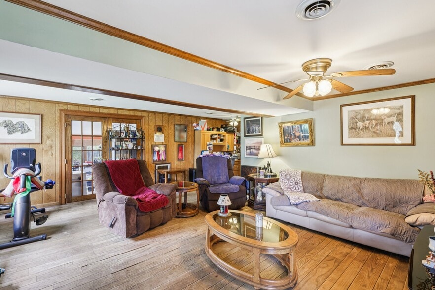 More Photos Of 170 S Hope Chapel Rd, Jackson Specialty For Sale