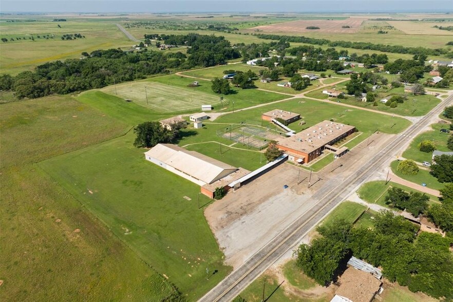 Primary Photo Of 222 US Highway 222, O Brien Schools For Sale