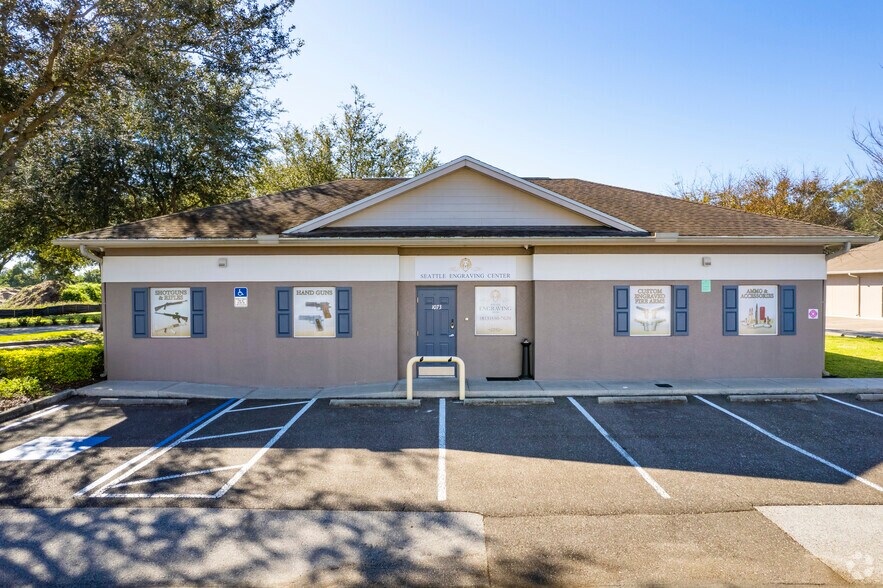 More Photos Of 1073 E Brandon Blvd, Brandon Office For Lease