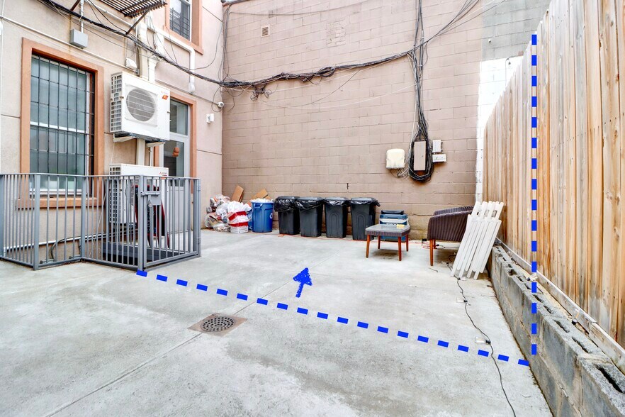 More Photos Of 963 Manhattan Ave, Brooklyn Storefront Retail Residential For Lease