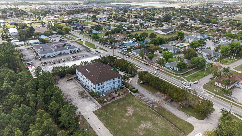 More Photos Of 713 W Palm Dr, Florida City Schools For Sale