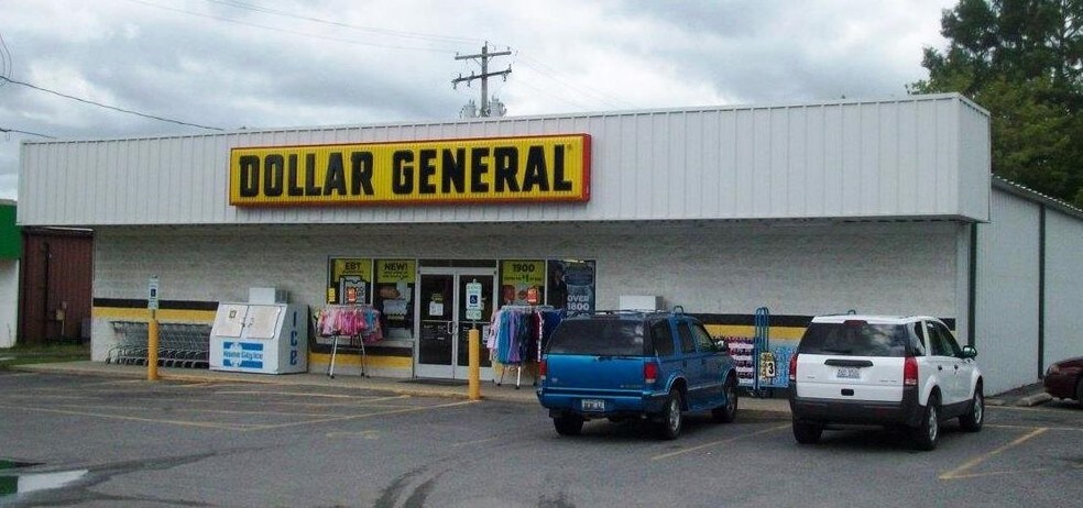 Primary Photo Of 401 N Mine St, Sandoval Freestanding For Sale
