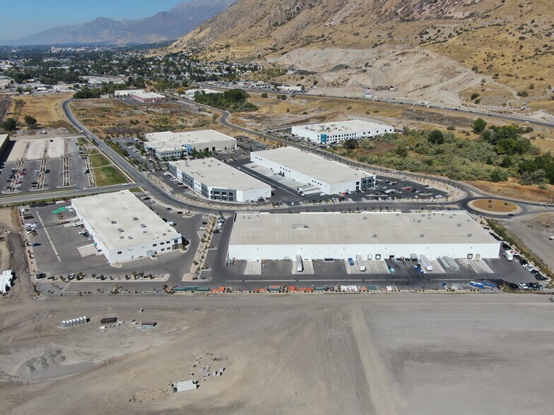 More Photos Of 3411 S Mountain Vista Pky, Provo Manufacturing For Lease