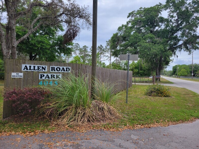 Primary Photo Of 4045-4049 Allen Rd, Zephyrhills Manufactured Housing Mobile Home Park For Sale