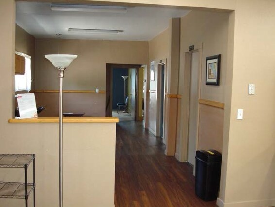 More Photos Of 1021 N Lincoln Ave, Loveland Freestanding For Lease