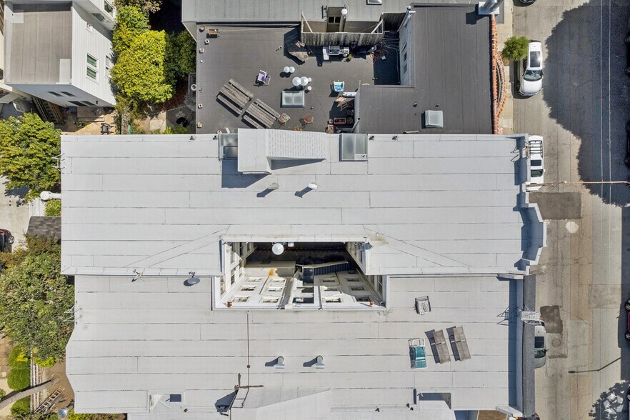 More Photos Of 3324 Broderick St, San Francisco Apartments For Sale