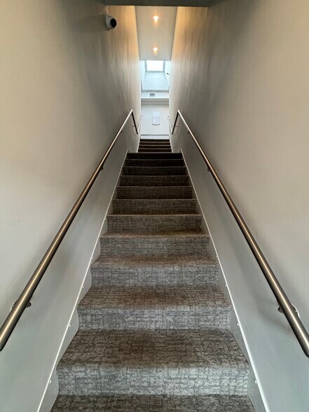 More Photos Of 2 Park Pl, Bronxville Storefront Retail Office For Lease