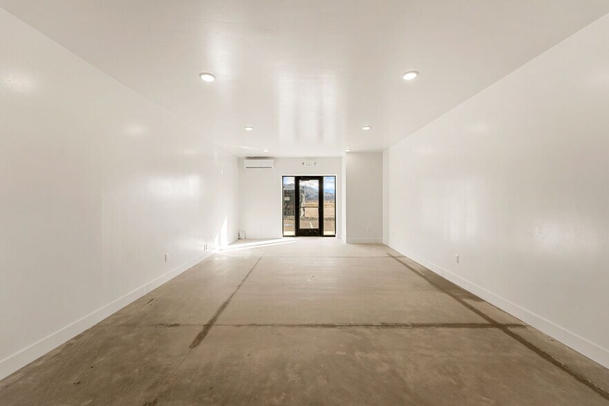 More Photos Of 3709 5650 w, Cedar City Industrial For Sale