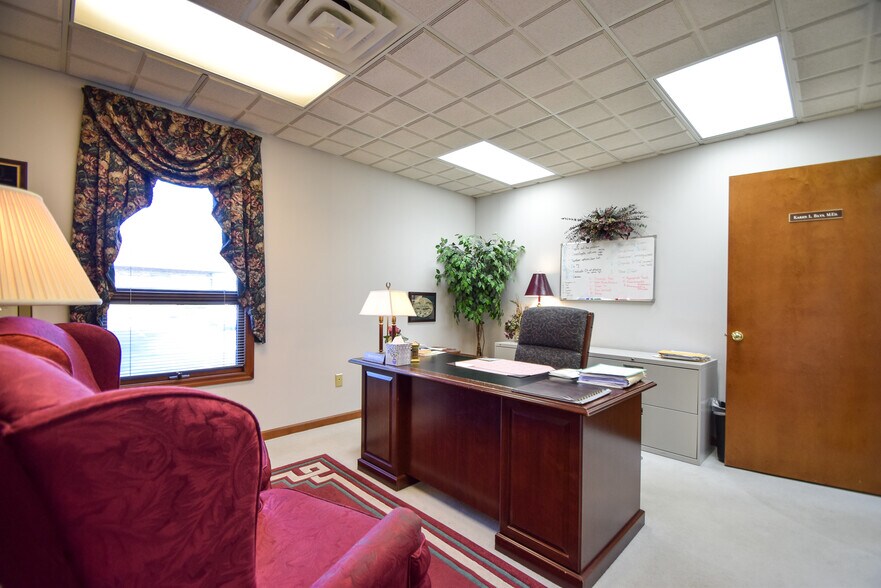 More Photos Of 6373 Kittyhawk Commons Blvd, Dayton Office For Lease