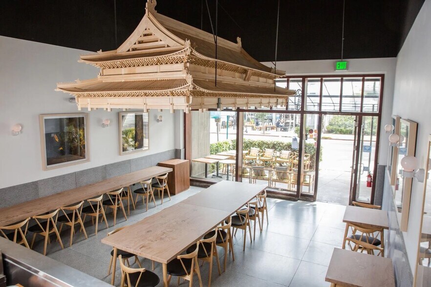 More Photos Of 2000 Sawtelle Blvd, Los Angeles General Retail For Sale