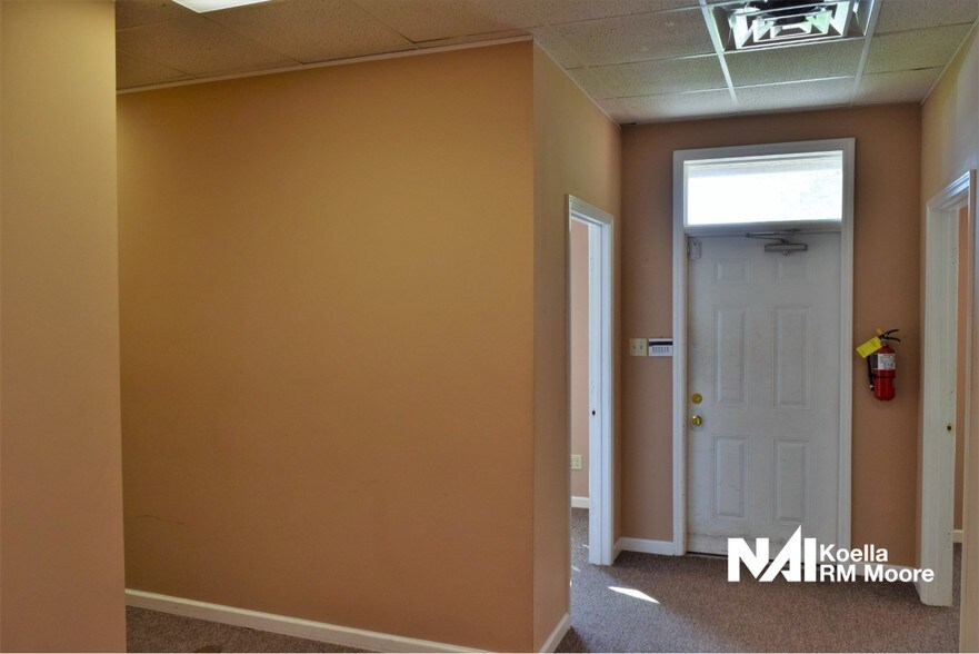 More Photos Of 269 Cusick Rd, Alcoa Office For Lease