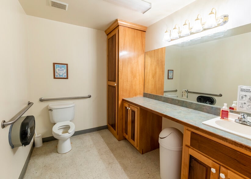 More Photos Of 1667 Cartersville Rd, Cartersville Flex For Sale