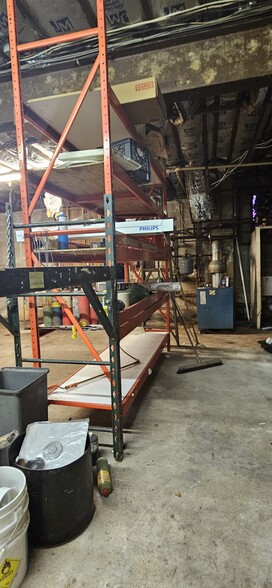 More Photos Of 9 E 44th St, Wilmington Office Residential For Sale