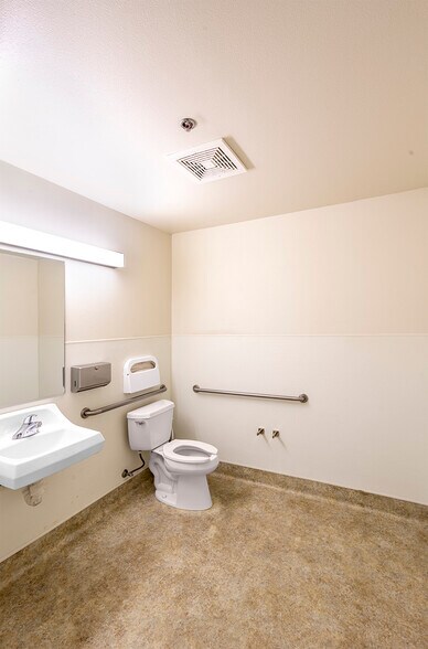 More Photos Of 7975 Cameron Dr, Windsor Warehouse For Sale