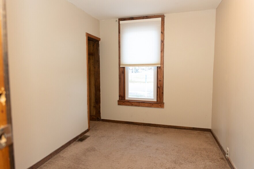 More Photos Of 125 E Main St, Titusville Apartments For Sale