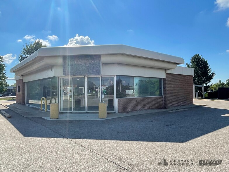 More Photos Of 316 E Highland Rd, Macedonia General Retail For Lease