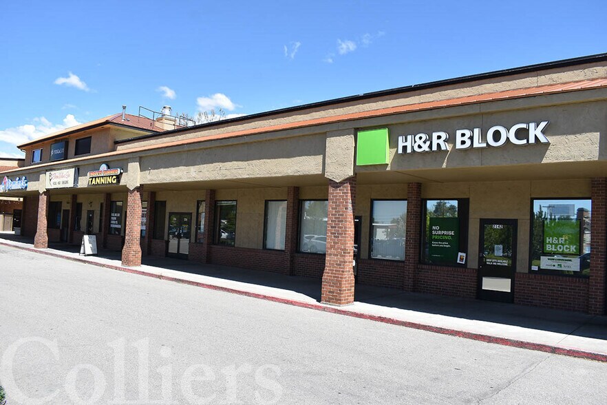 More Photos Of 2100-2174 S Broadway Ave, Boise Storefront For Lease