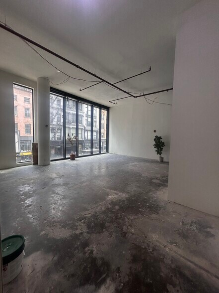 More Photos Of 809 Broadway, New York Office For Lease