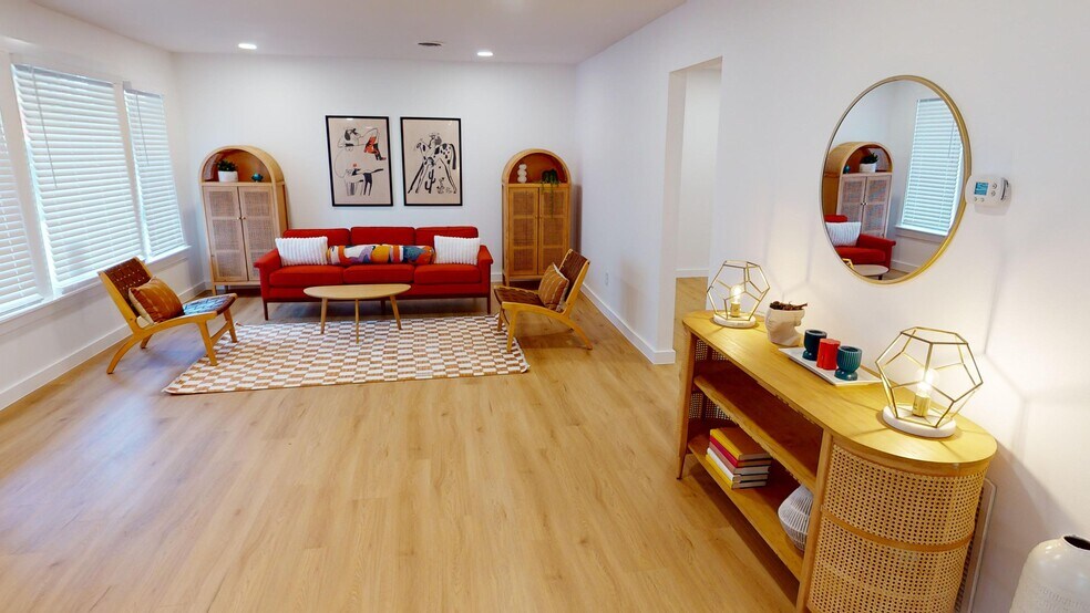 More Photos Of 4311 S 1st St, Austin Office For Lease