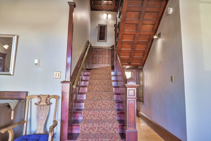 More Photos Of 310 E 2nd St, Trinidad Hospitality For Sale