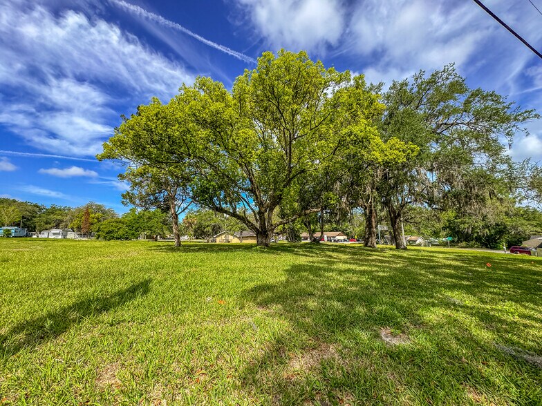 More Photos Of 615 Old Hospital Dr, Brooksville Land For Sale