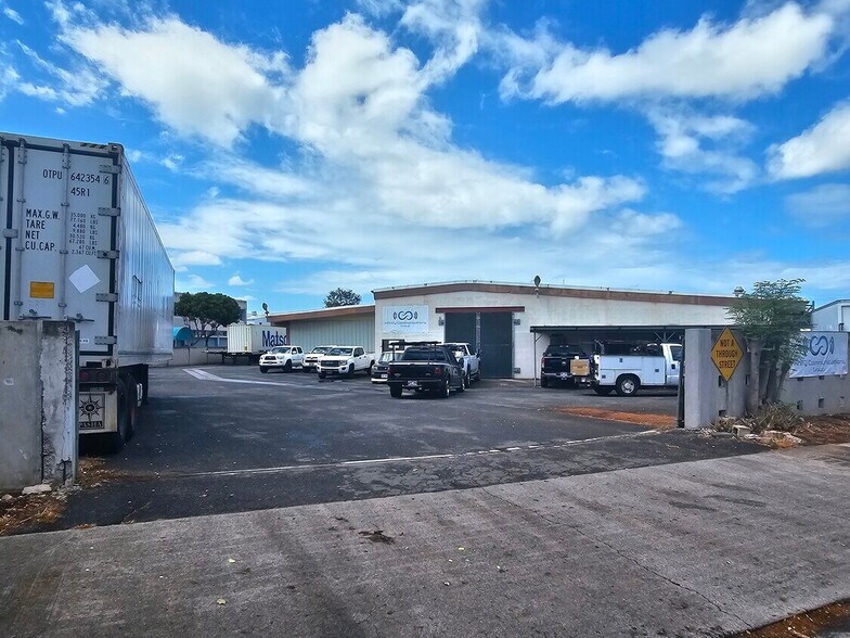 More Photos Of 2886 Paa St, Honolulu Land For Lease