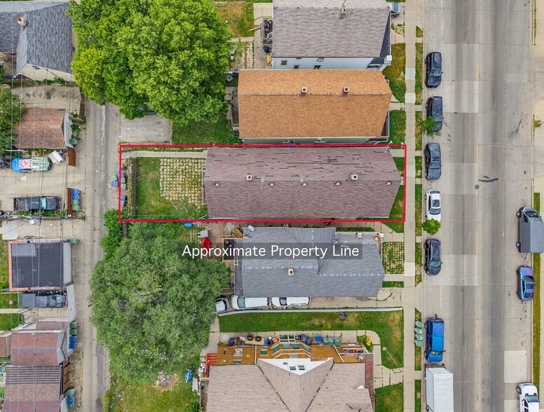 More Photos Of , Milwaukee Multifamily For Sale
