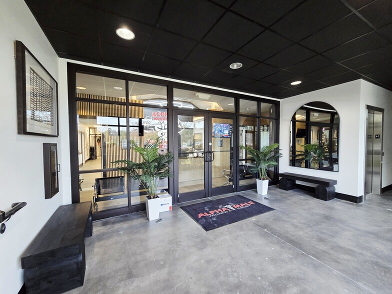 More Photos Of 701 Mutual Ct, Raleigh Office For Sale