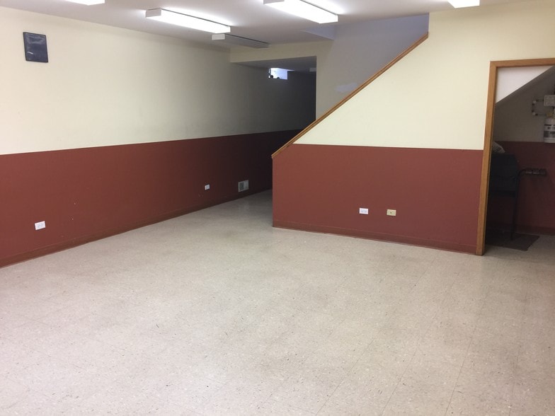 More Photos Of 248 Sawyer Ave, La Grange Schools For Sale