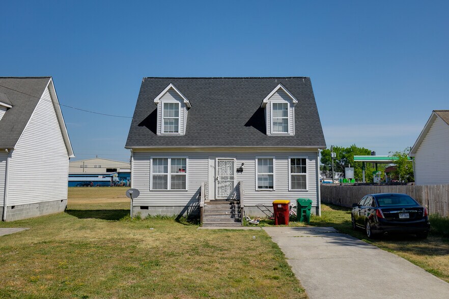 More Photos Of , Petersburg Multifamily For Sale