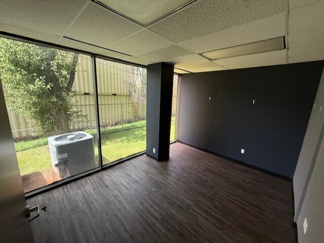 More Photos Of 1717 Turning Basin Dr, Houston Medical For Lease
