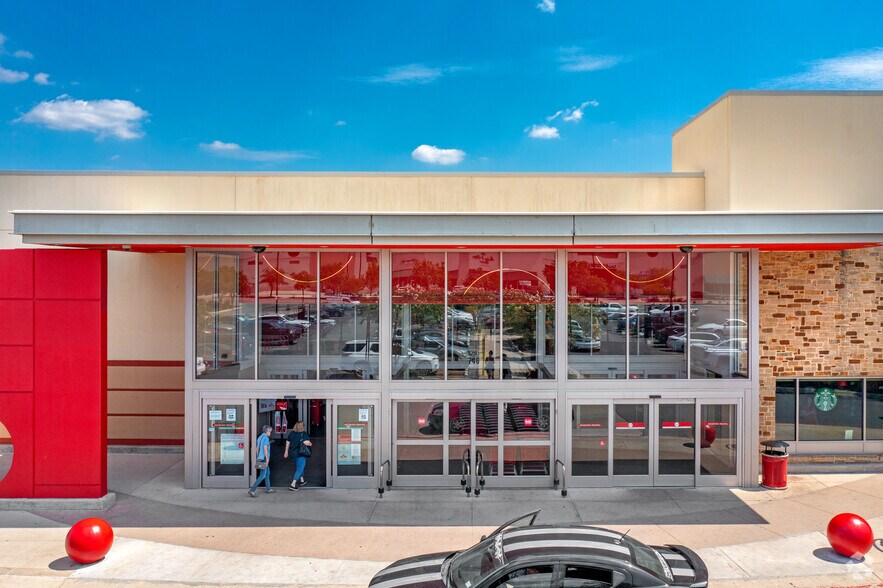 More Photos Of NW Loop 410 @ Blanco Rd, San Antonio Unknown For Lease