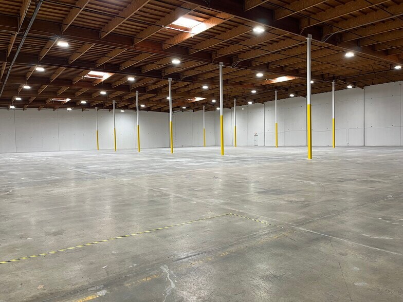 More Photos Of 1050 E Grant Line Rd, Tracy Warehouse For Lease
