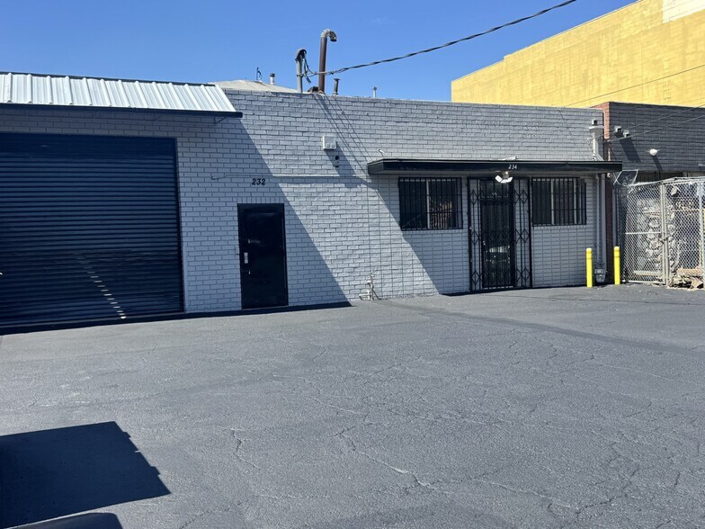 Primary Photo Of 232 W 31st St, Los Angeles Warehouse For Lease
