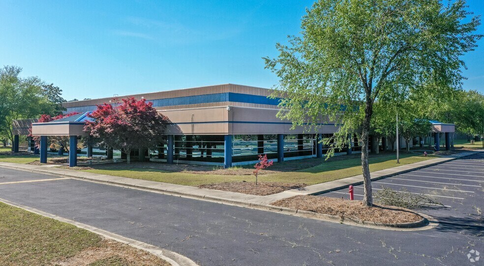 Primary Photo Of 800 Technology Dr, Fayetteville Distribution For Sale