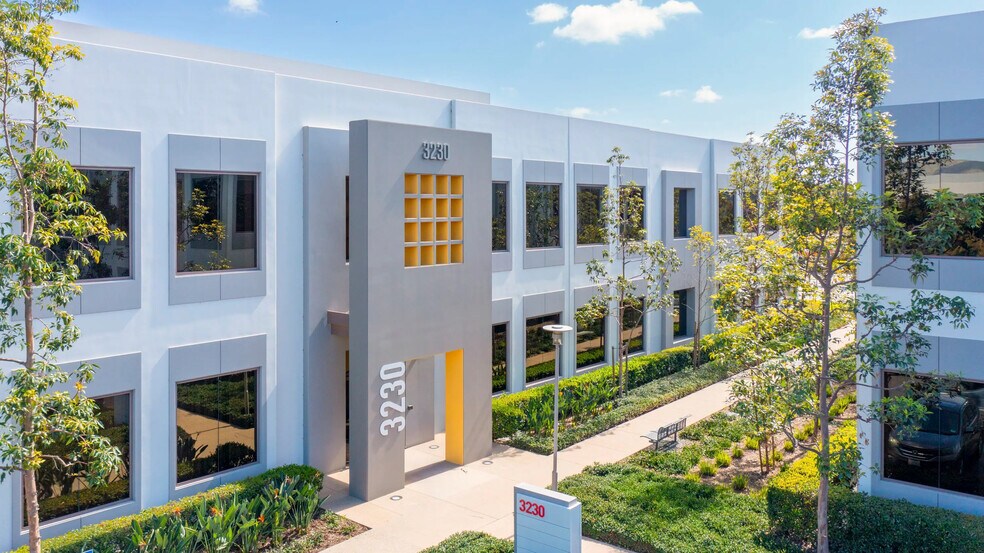 More Photos Of 200 Commerce Dr, Irvine Unknown For Lease