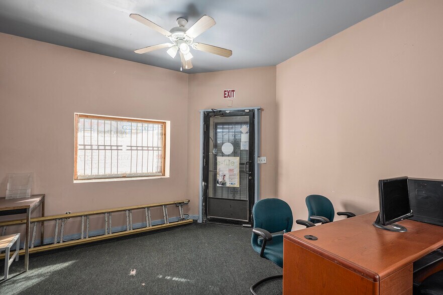 More Photos Of 8300 Livernois Ave, Detroit Storefront Retail Office For Sale