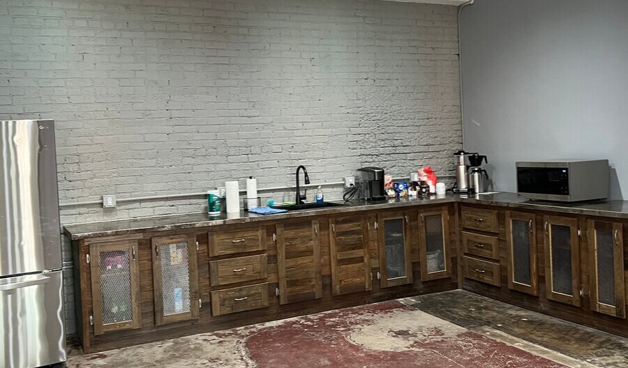 More Photos Of 601 E 3rd St, Dayton Office For Lease