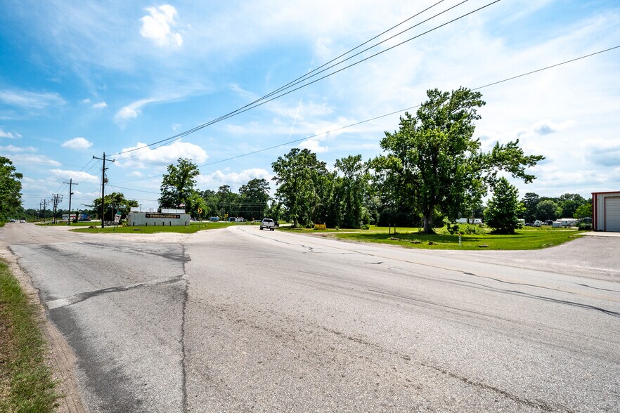 More Photos Of 7820 FM 1010 Rd, Cleveland General Retail For Sale