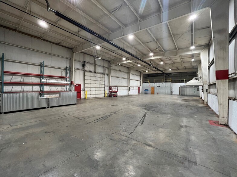 More Photos Of 156 Manufacturers Dr, Holland Manufacturing For Sale