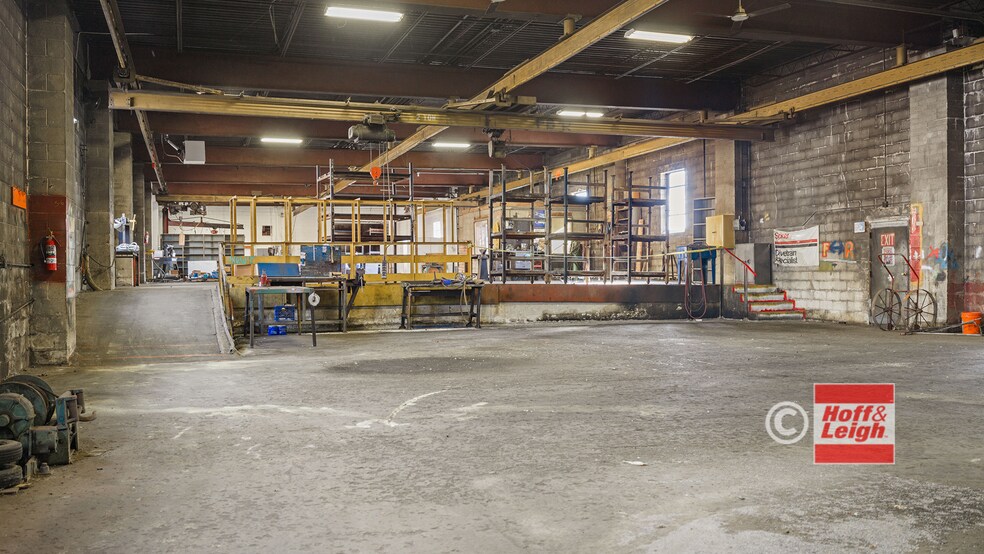 More Photos Of 3417 E Waterloo Rd, Akron Warehouse For Sale