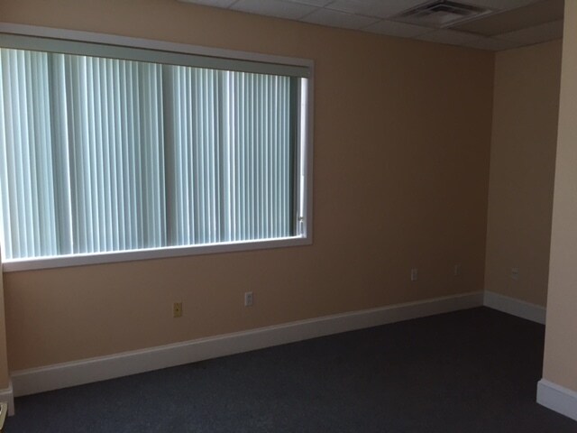 More Photos Of 620 Stanton Christiana Rd, Newark Medical For Lease