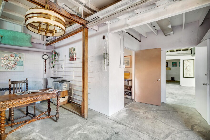 More Photos Of 11915 Inglewood Ave, Hawthorne Medical For Sale