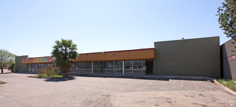 More Photos Of 3013 E McDowell Rd, Phoenix Storefront For Sale
