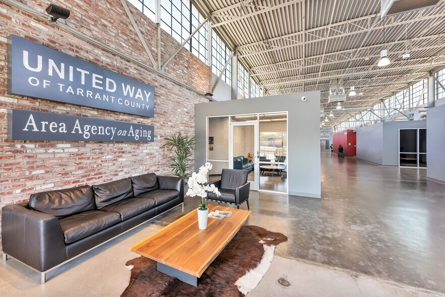More Photos Of 201 N Rupert St, Fort Worth Office For Lease