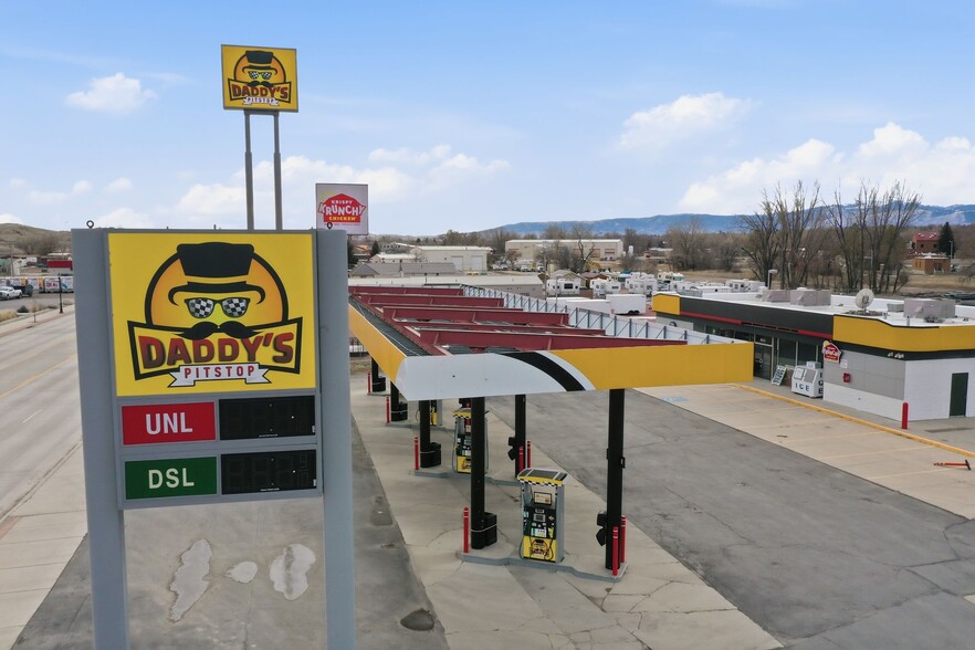 More Photos Of 2490 N Main St, Sheridan Convenience Store For Sale