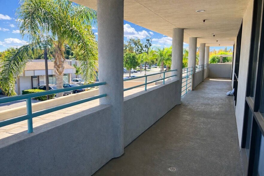 More Photos Of 585-605 E Los Angeles Ave, Simi Valley Unknown For Lease