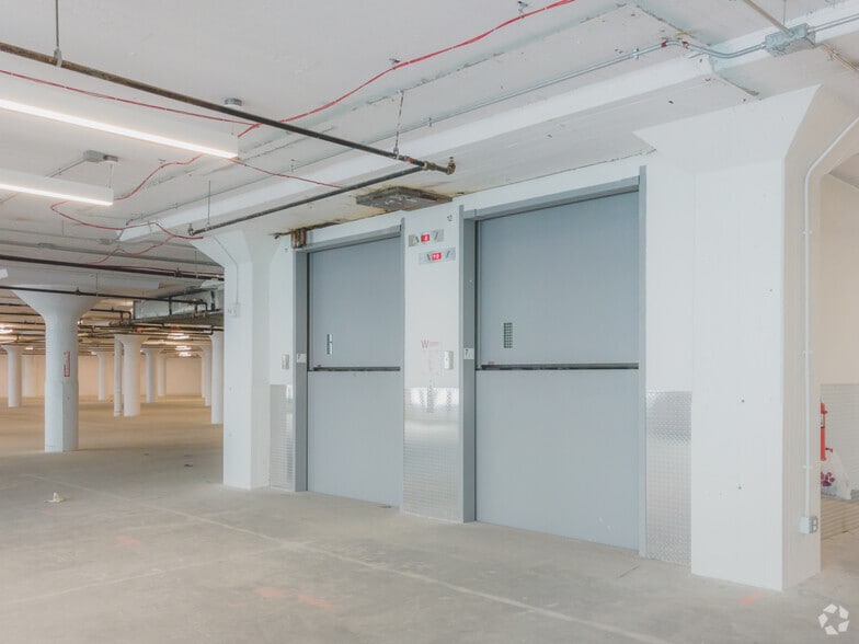 Photo of 1st Floor Ste Dock 4