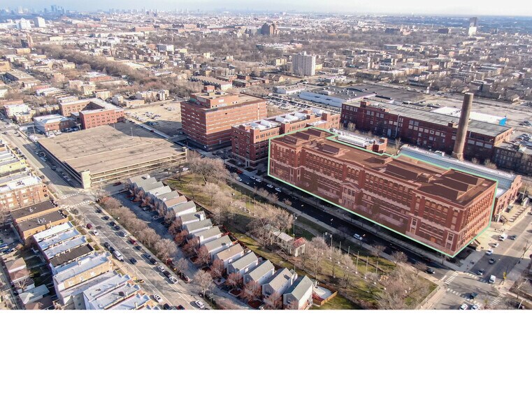 More Photos Of 3333 W Arthington St, Chicago Office For Sale